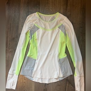 Lululemon long sleeve top size 8 - like new